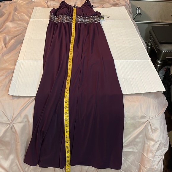 ♻️ New R & M Richards Purple Eggplant Beaded Formal Key Hole Dress size 6 - Picture 8 of 8